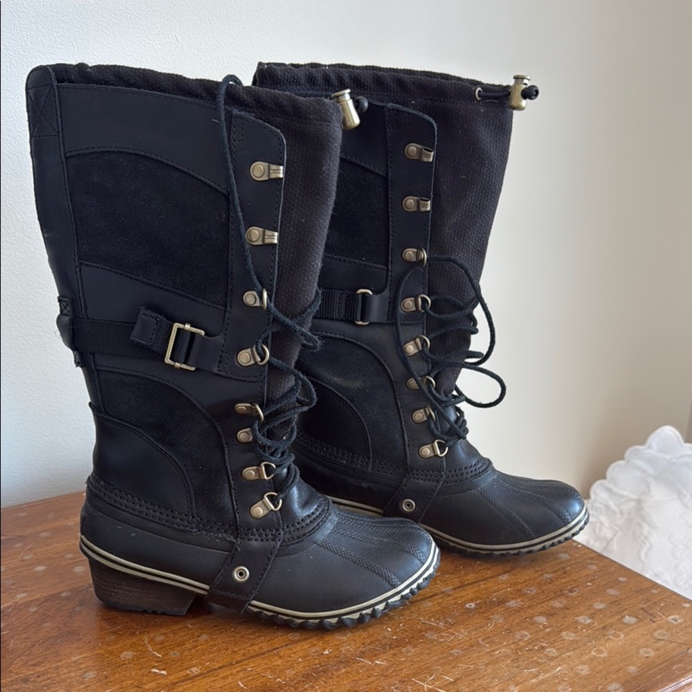Sorel Stylish Black Women's Boots